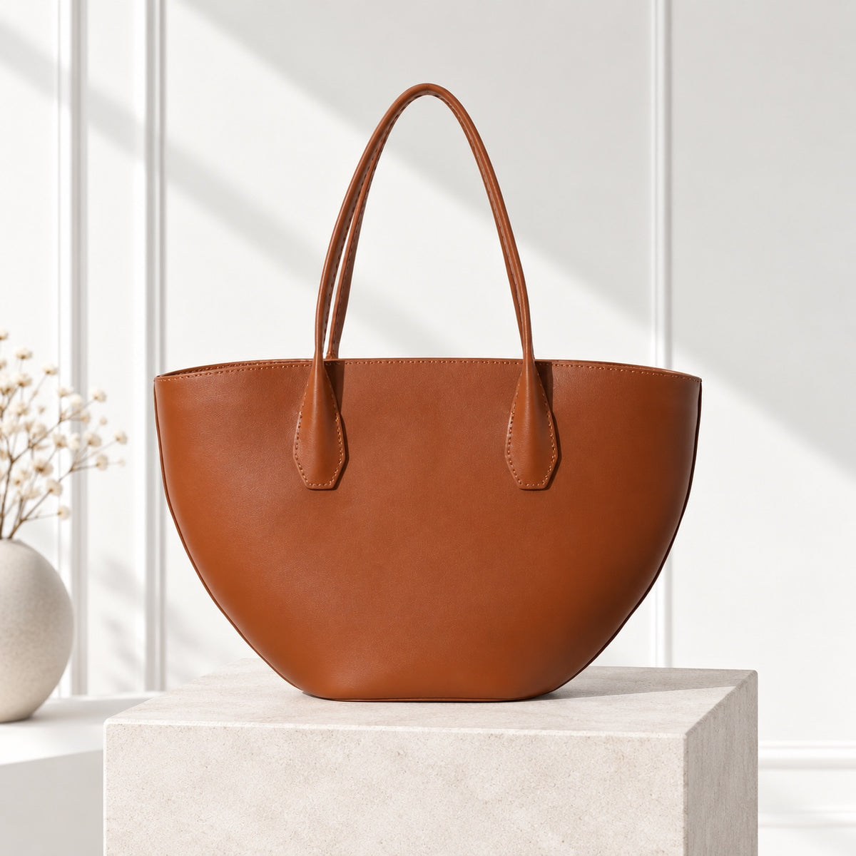 Style 16008 cognac Nappa leather Alger tote front view