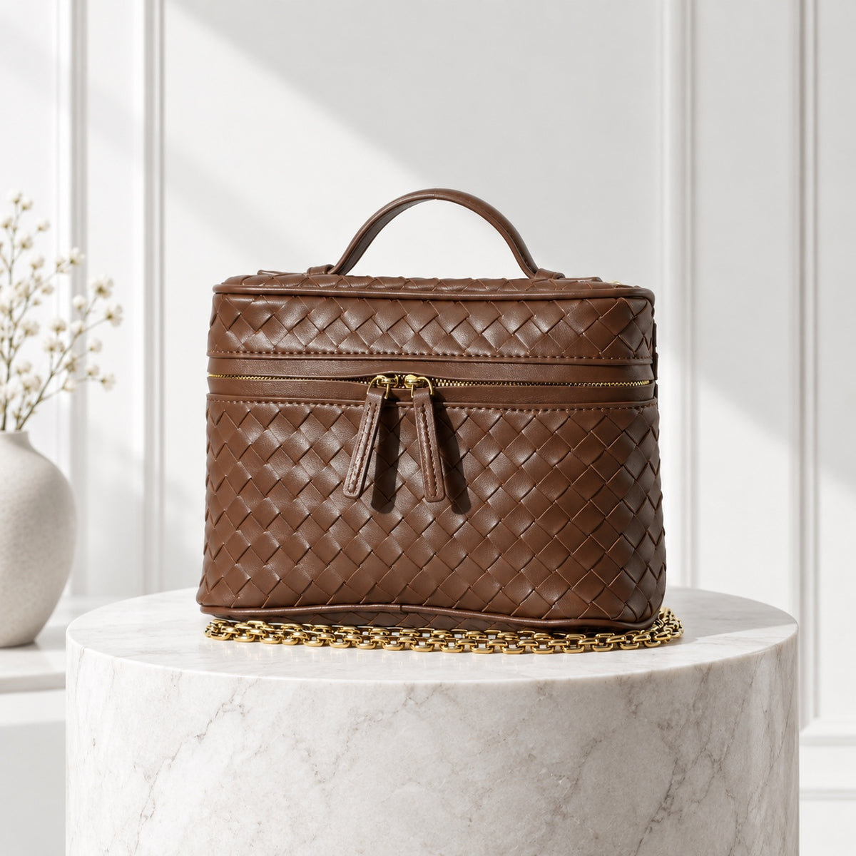 Vera Vanity Bag in Hazelnut, alternate front view