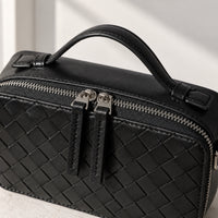 Nola Camera Bag in Black, zipper and handle detail