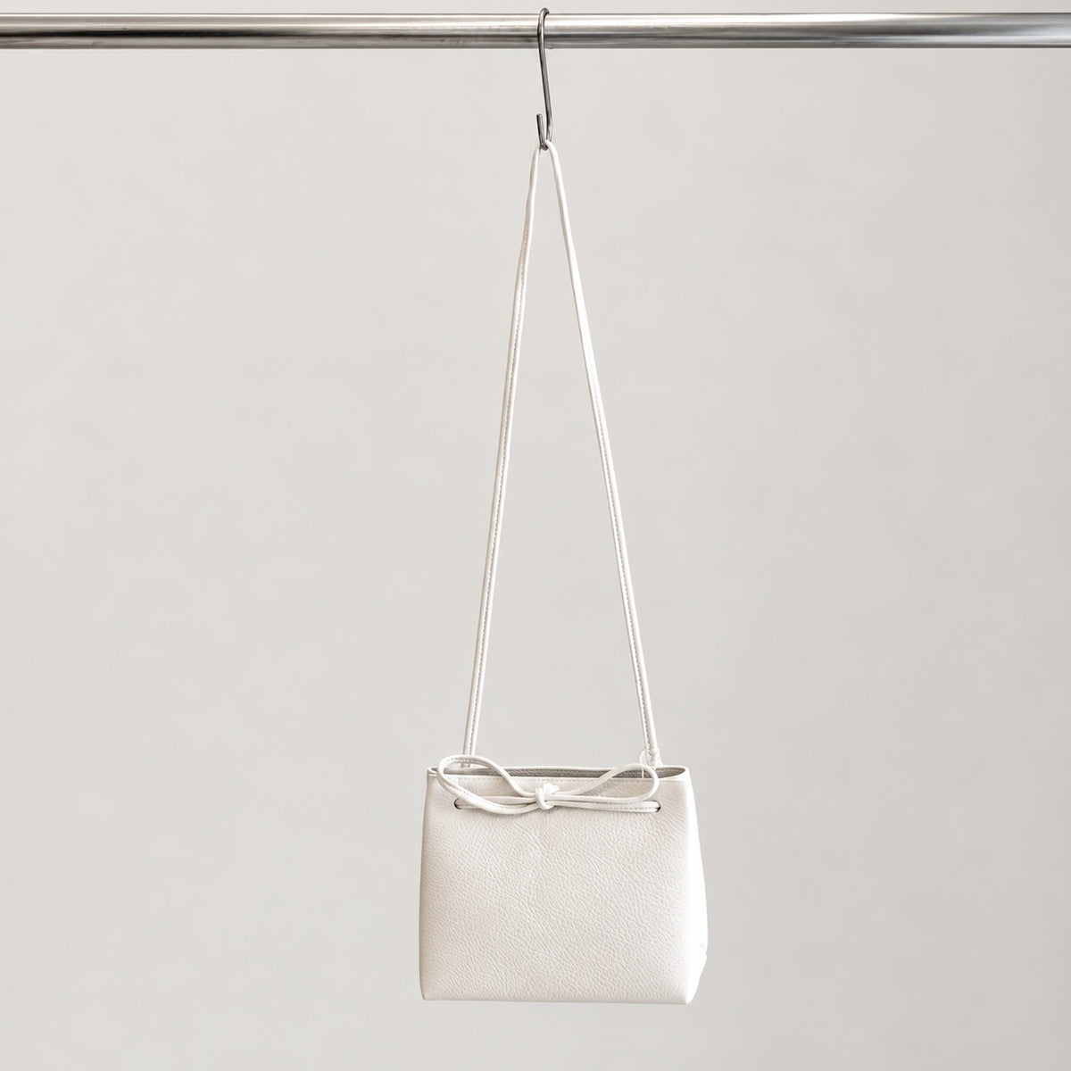 Mila Shoulder Bag in Ivory, front view