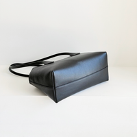 Anouk Shoulder Tote in Black, base and stitching detail