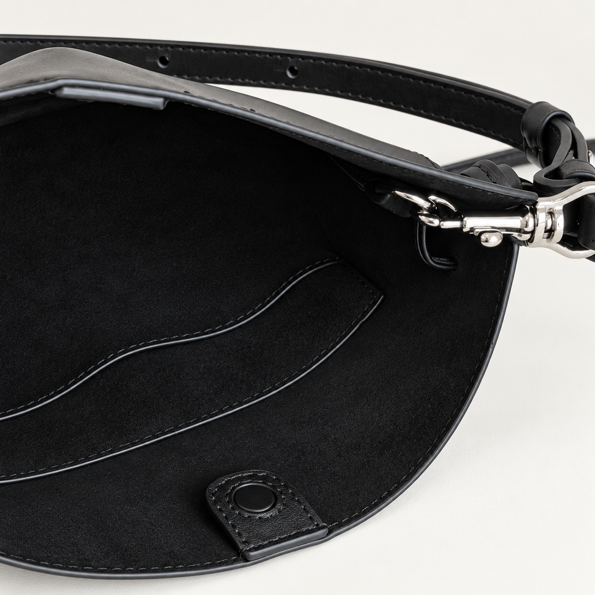 Tilda Tie Shoulder Bag in Black, interior and magnetic closure detail